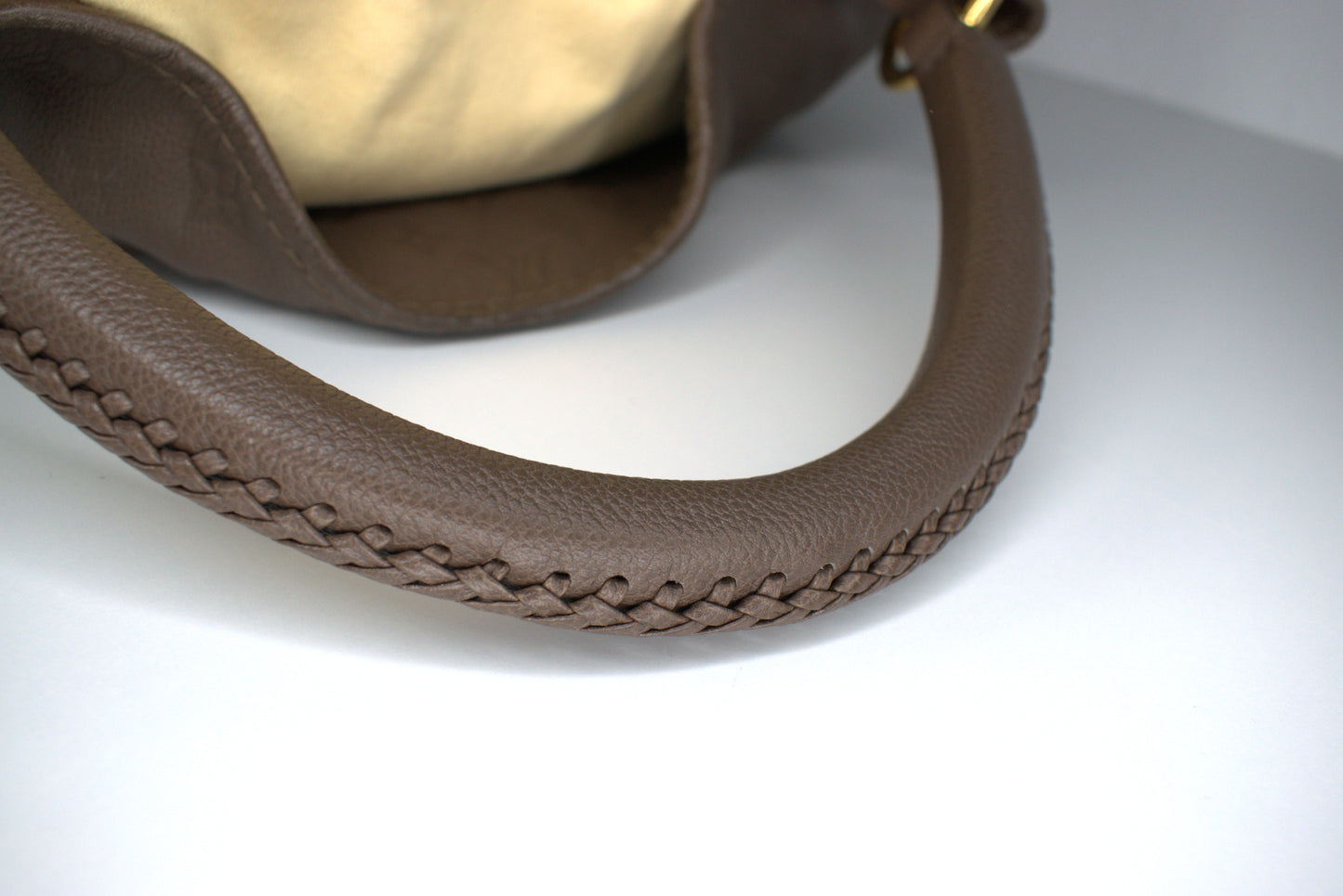 Louis Vuitton Artsy MM Empreinte Leder Braun