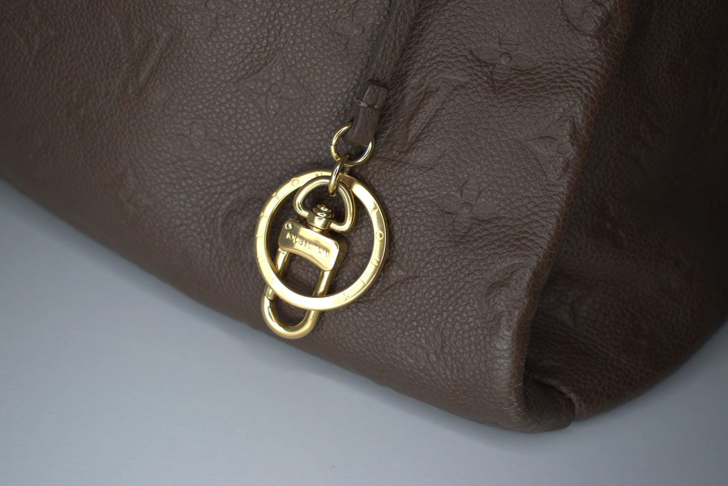 Louis Vuitton Artsy MM Empreinte Leder Braun