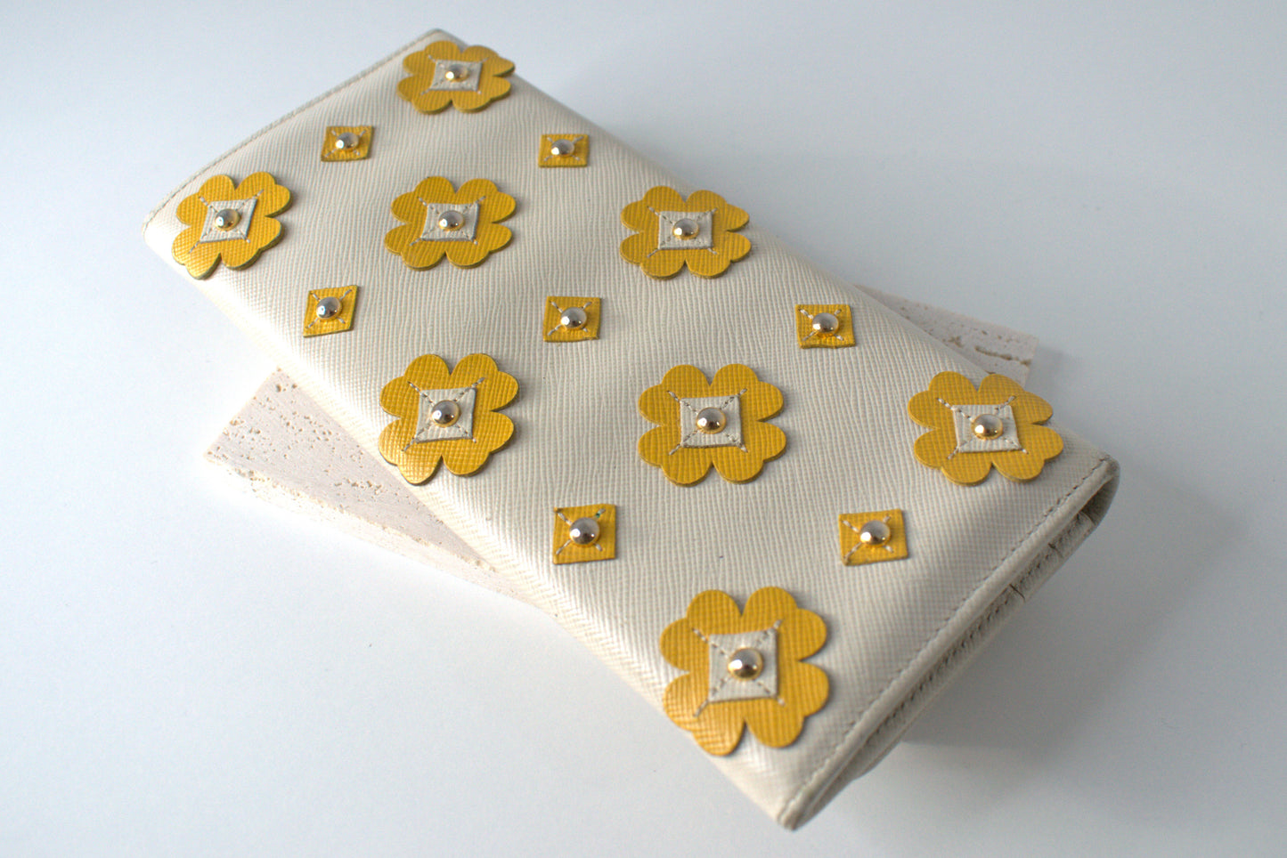 Prada Geldbörse Saffiano-Leder Beige mit gelben Blüten