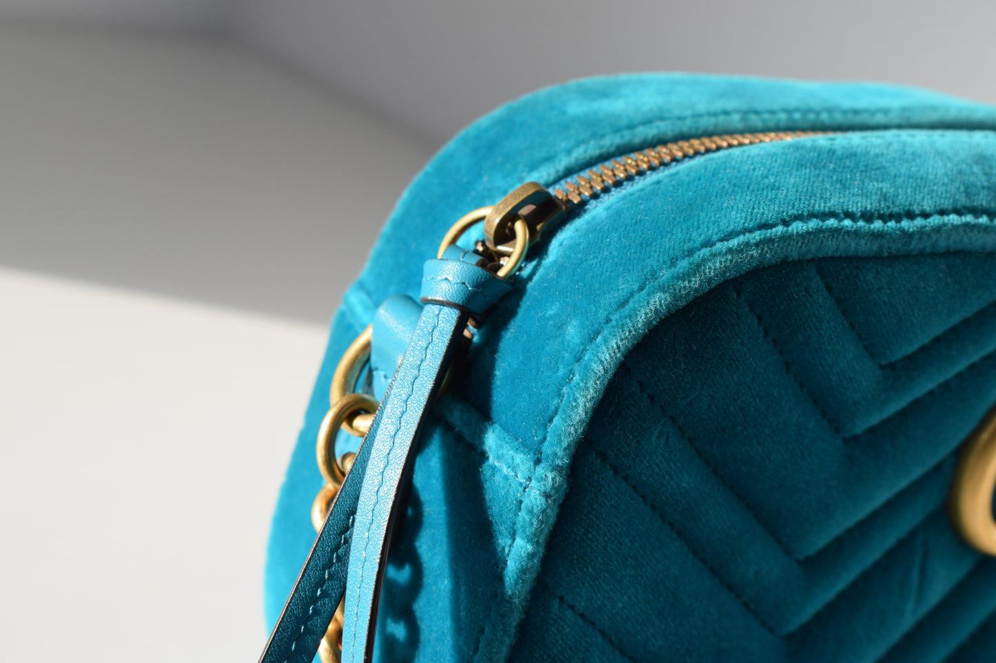Gucci Marmont Samt Crossbody Bag Türkis Grün Gold