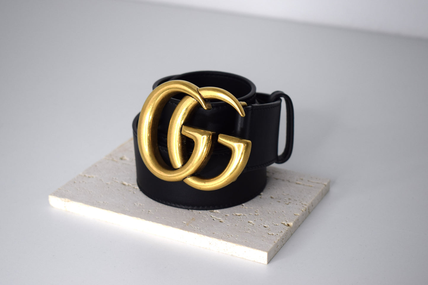 Gucci Marmont Gürtel 95/3,8 cm Schwarz Leder Gold