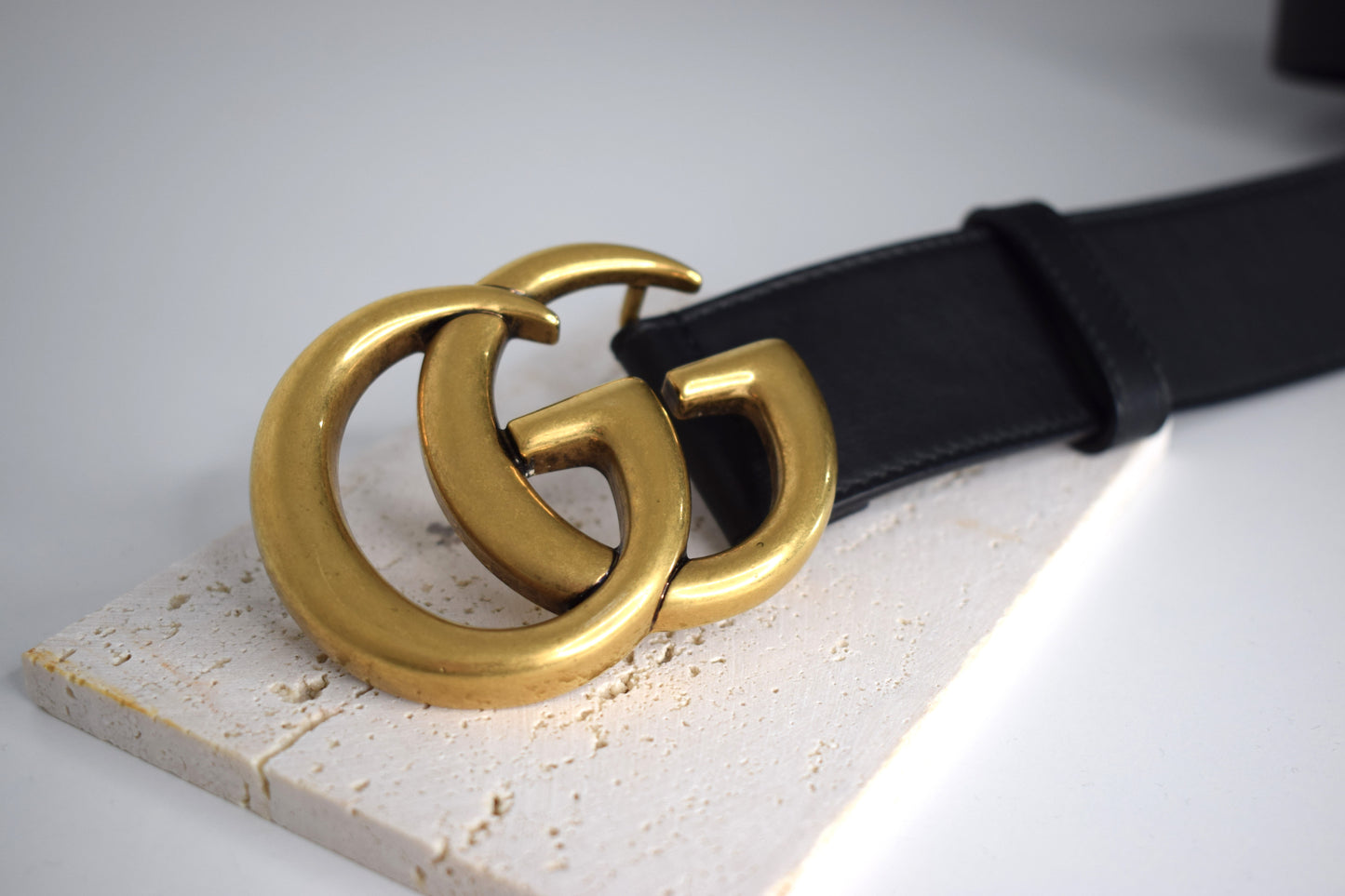 Gucci Marmont Gürtel 95/3,8 cm Schwarz Leder Gold