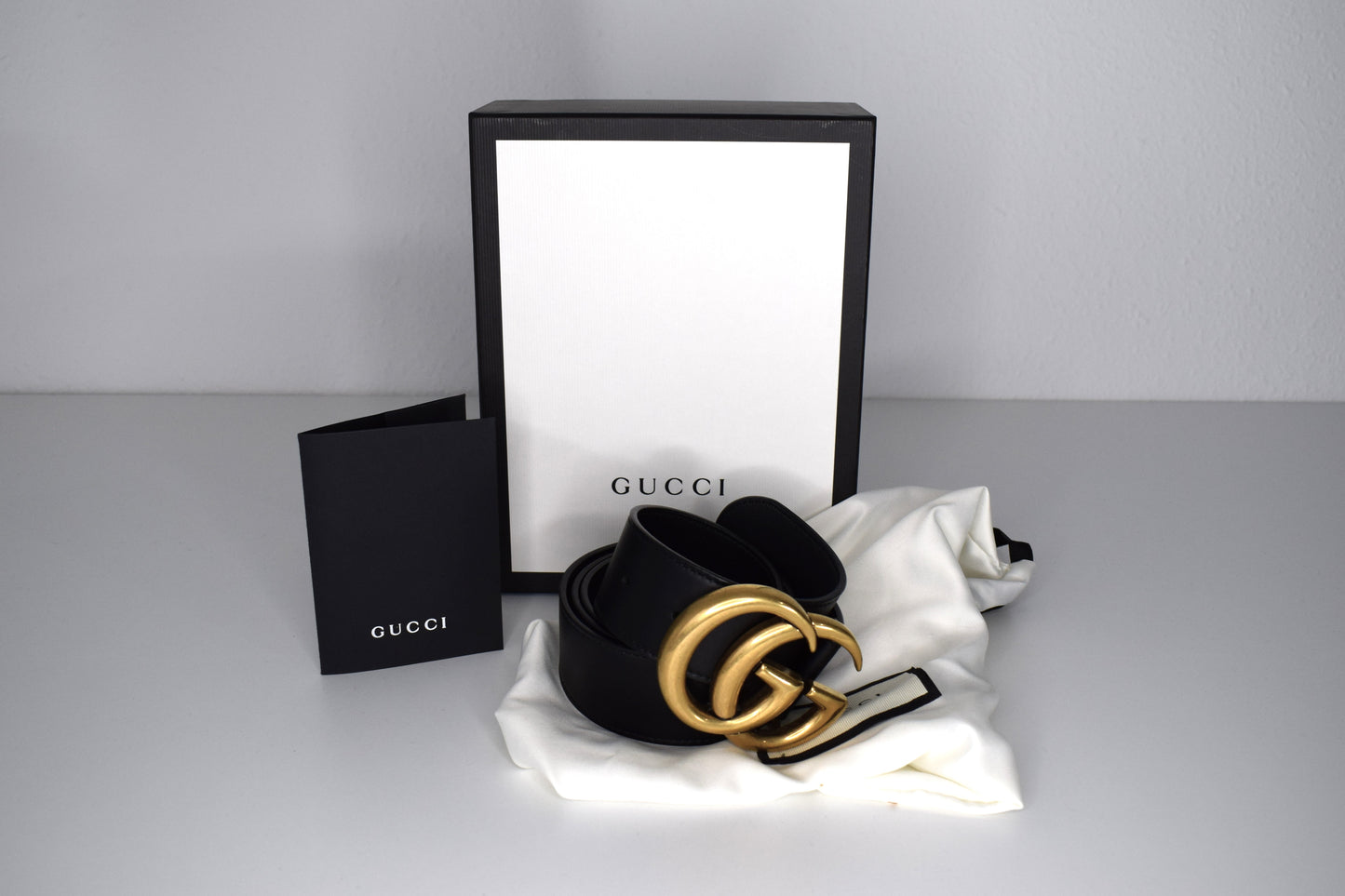 Gucci Marmont Gürtel 95/3,8 cm Schwarz Leder Gold