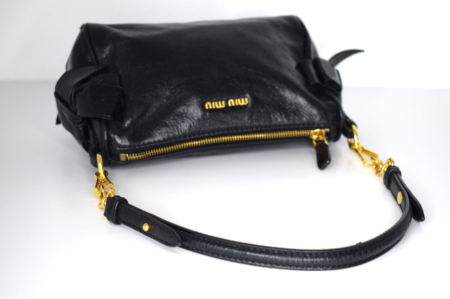 Miu Miu "Bow Bag" Schultertasche / Clutch Schwarz Gold